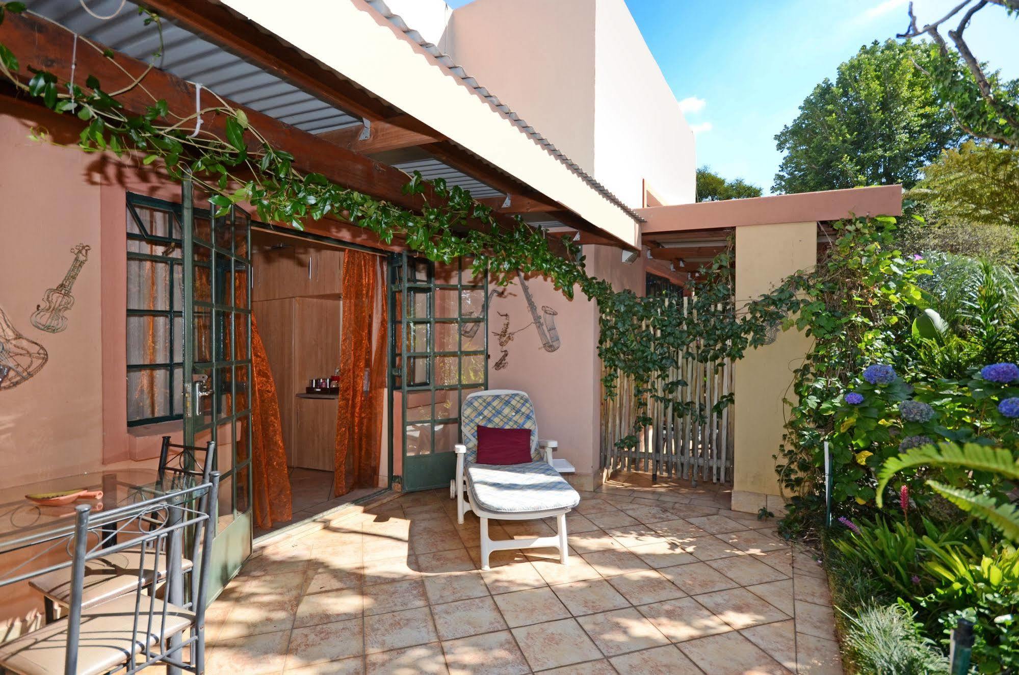 Cherry Tree Cottage B&B Linden Johannesburg Exterior foto